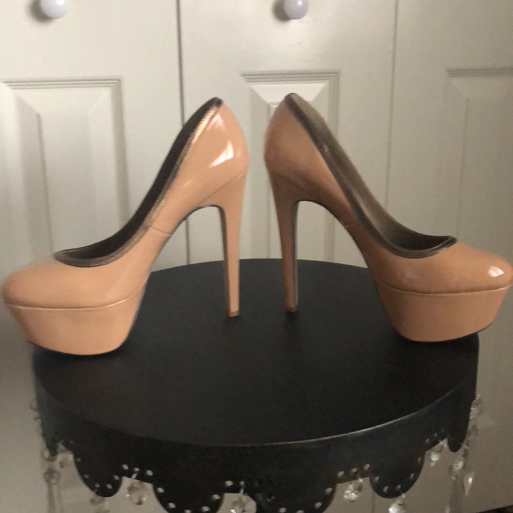 Shoes of Prey platform pump